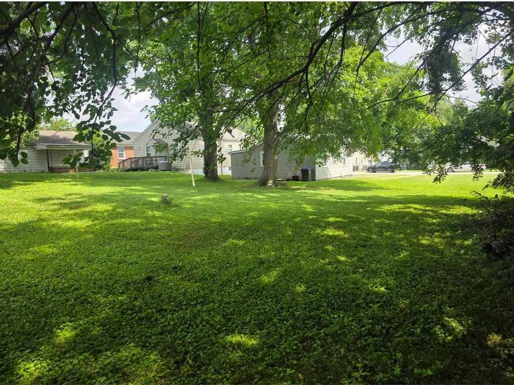 318 Inverness Avenue Louisville KY 40214