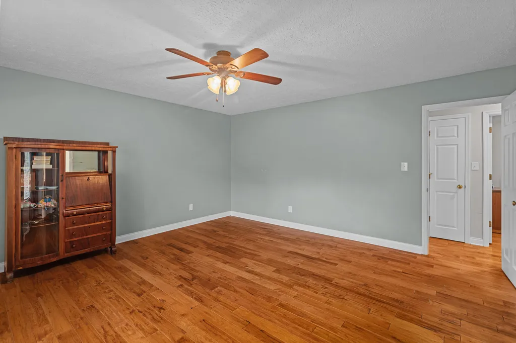 215 Delaplain Road Winchester KY 40391