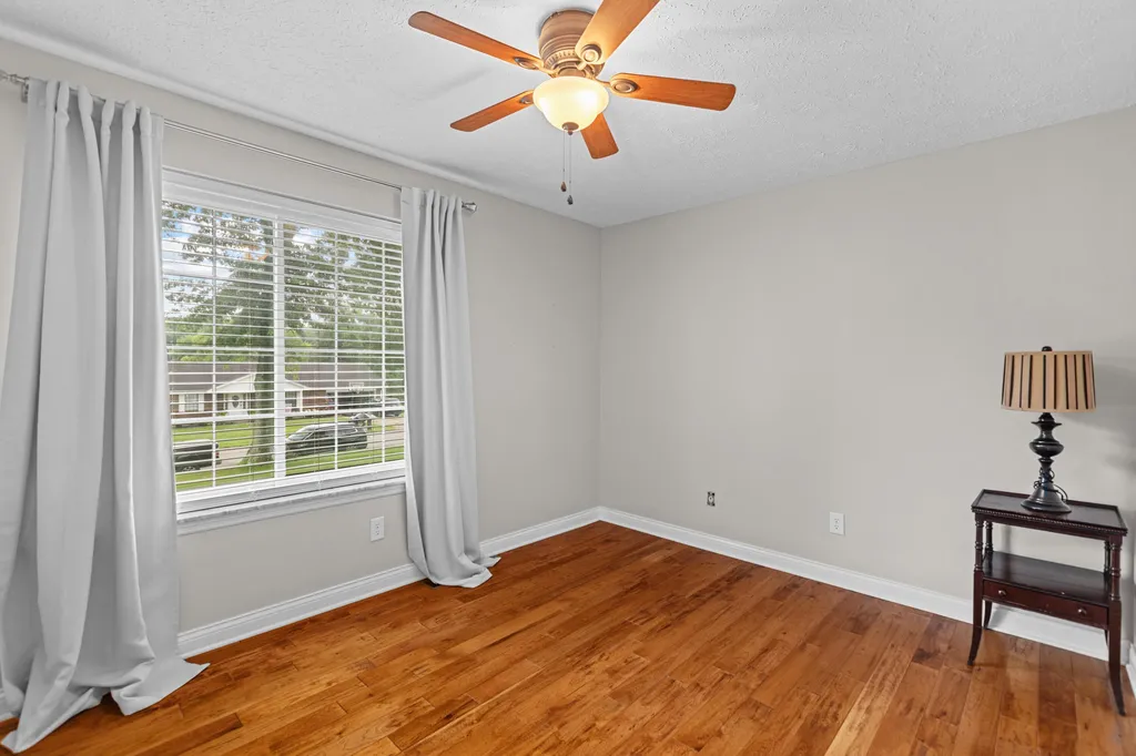 215 Delaplain Road Winchester KY 40391