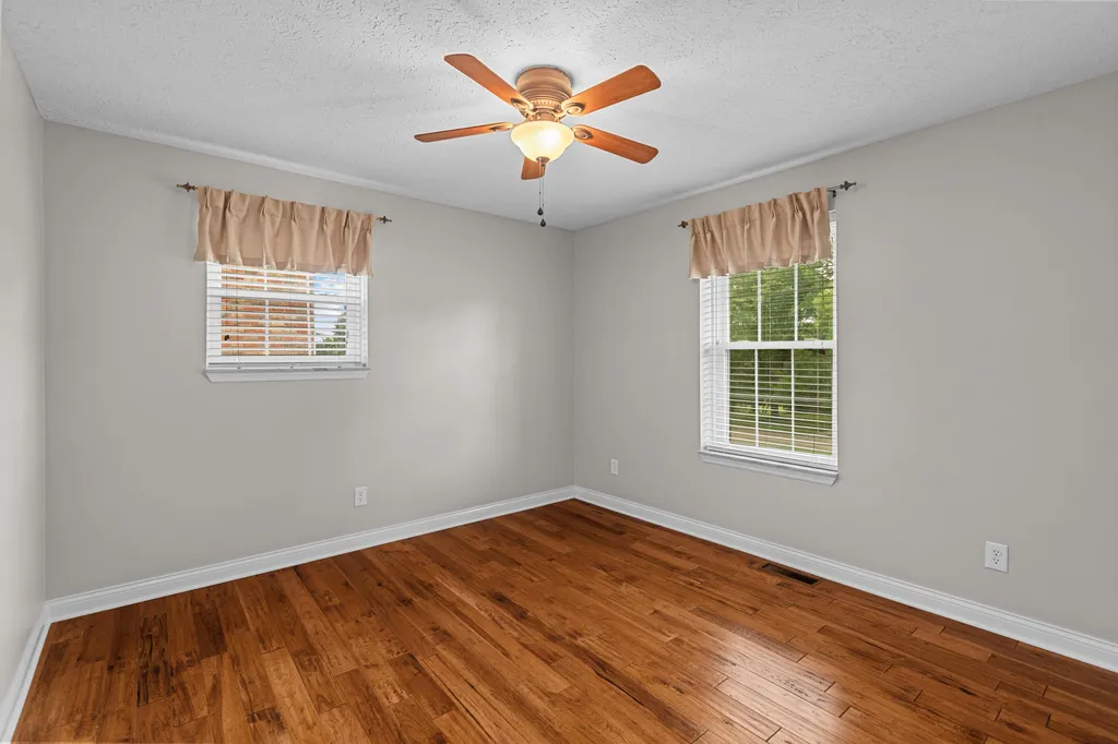 215 Delaplain Road Winchester KY 40391