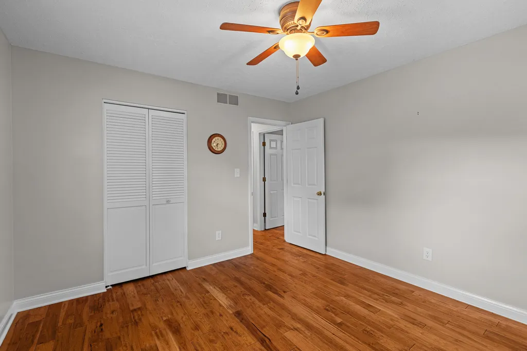 215 Delaplain Road Winchester KY 40391
