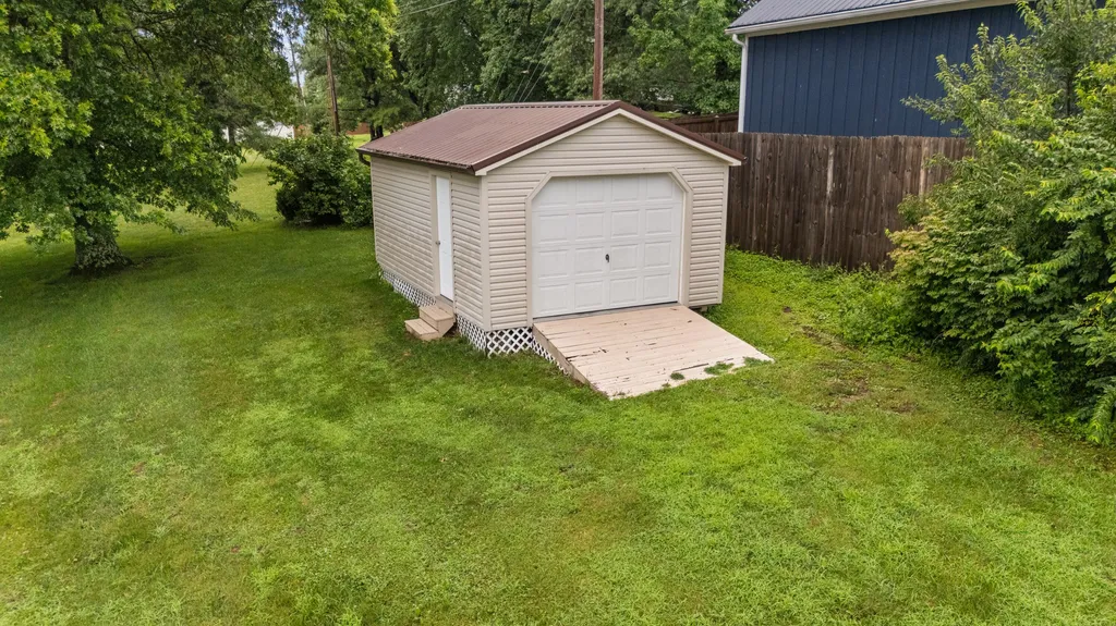 215 Delaplain Road Winchester KY 40391
