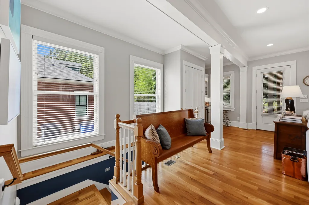 565 W Second Street Lexington KY 40508