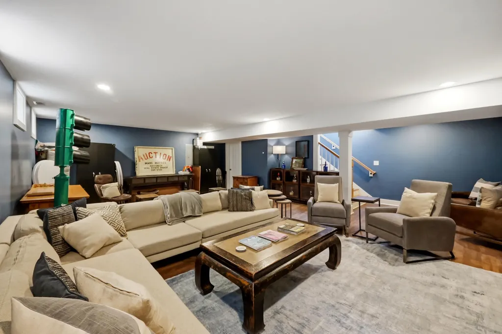 565 W Second Street Lexington KY 40508
