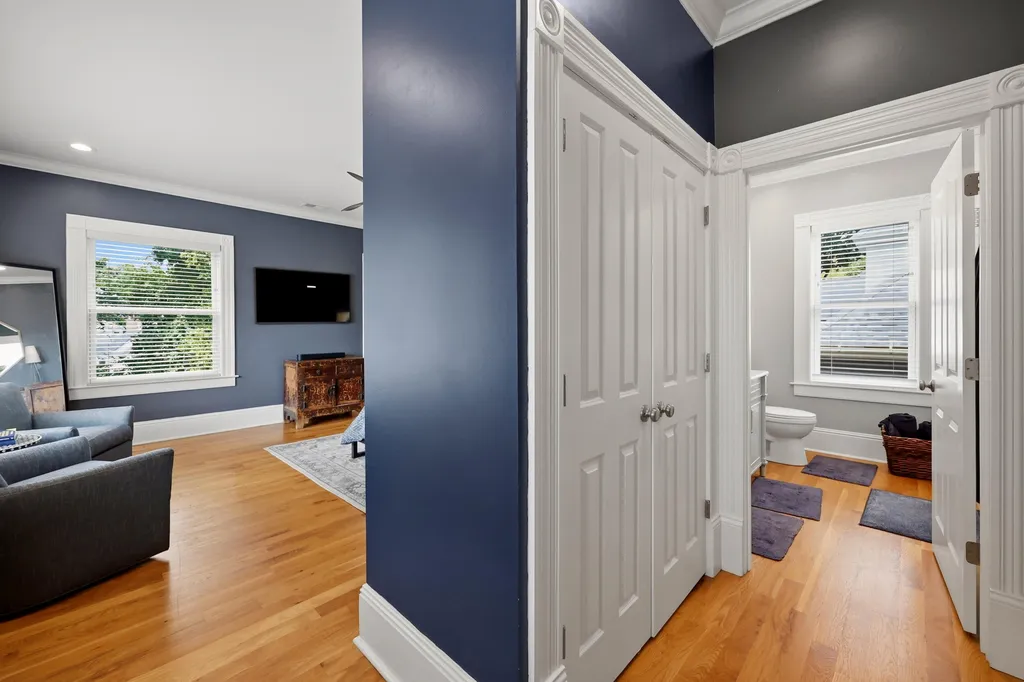 565 W Second Street Lexington KY 40508