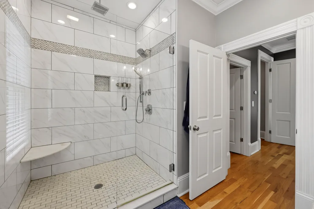 565 W Second Street Lexington KY 40508