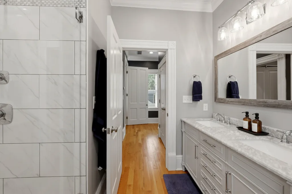 565 W Second Street Lexington KY 40508