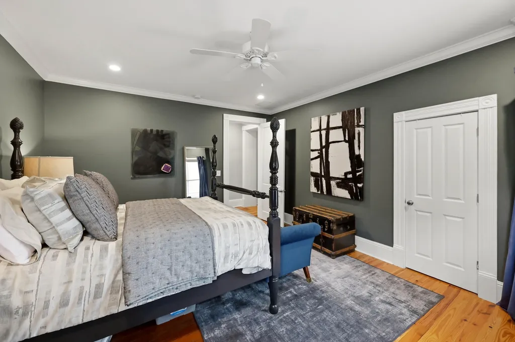565 W Second Street Lexington KY 40508