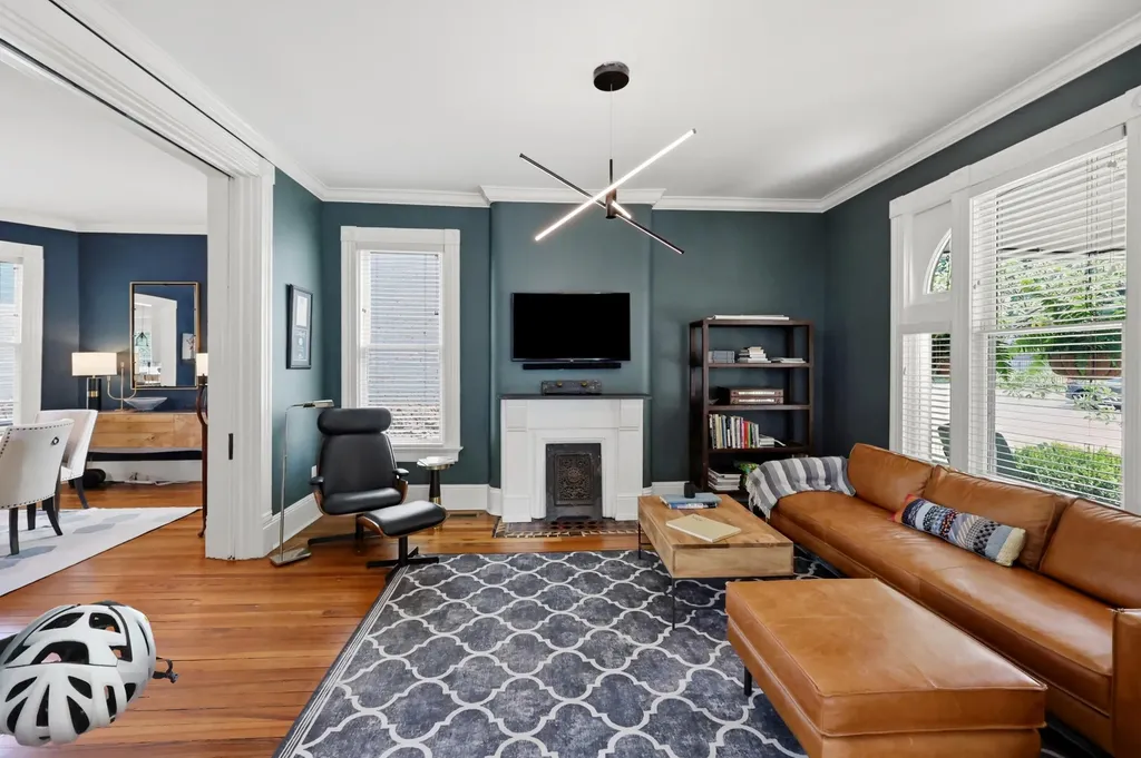 565 W Second Street Lexington KY 40508
