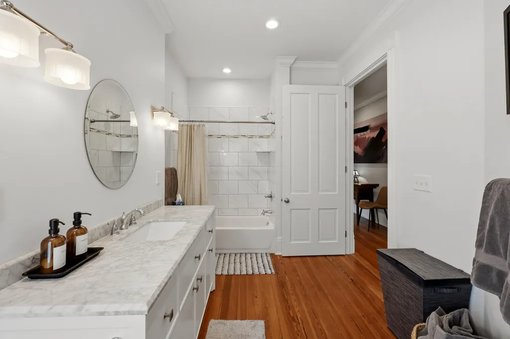 565 W Second Street Lexington KY 40508