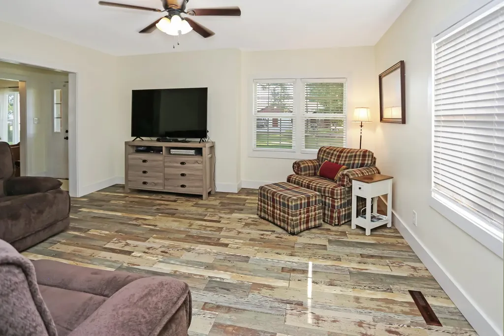 332 Jones Sparkman Road Murray KY 42071
