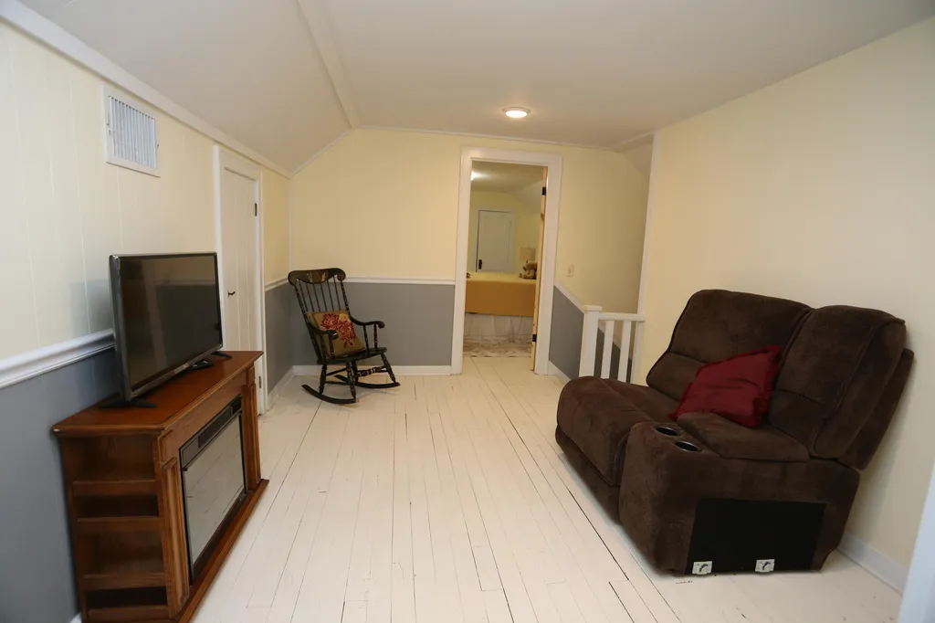 332 Jones Sparkman Road Murray KY 42071