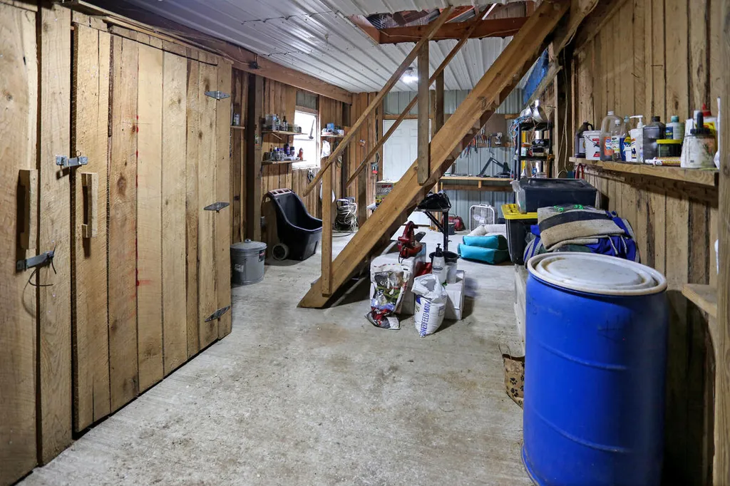 332 Jones Sparkman Road Murray KY 42071