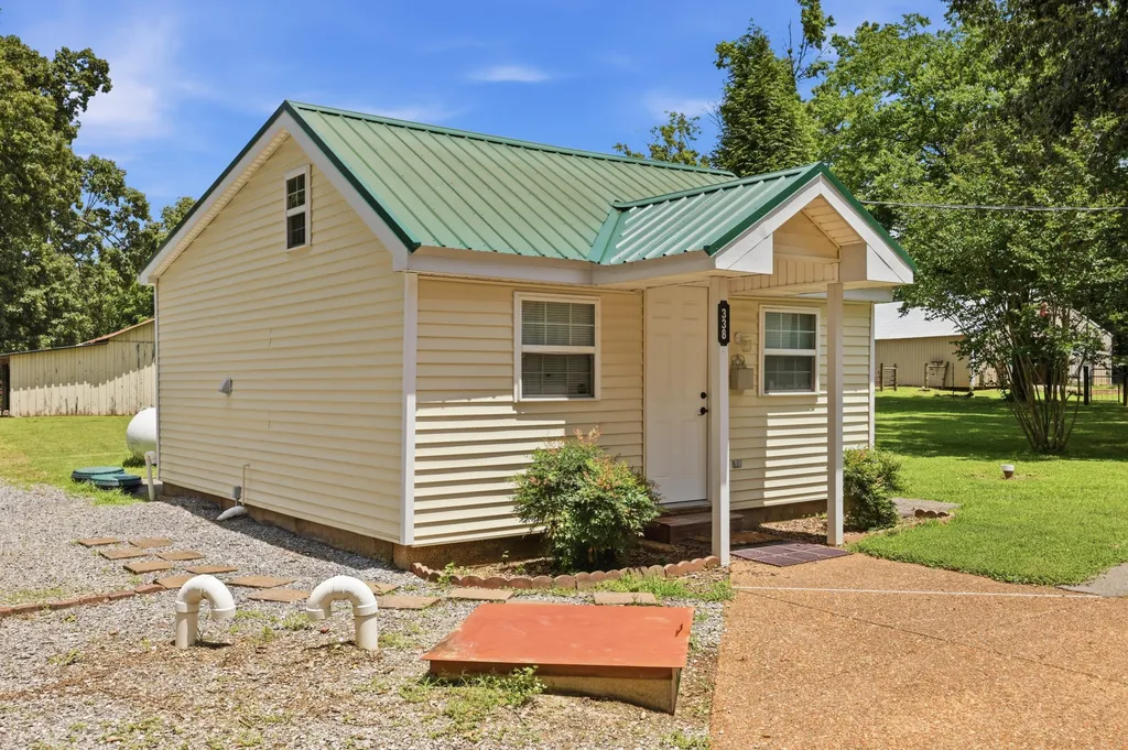 332 Jones Sparkman Road Murray KY 42071