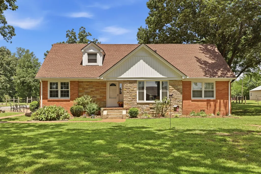 332 Jones Sparkman Road Murray KY 42071