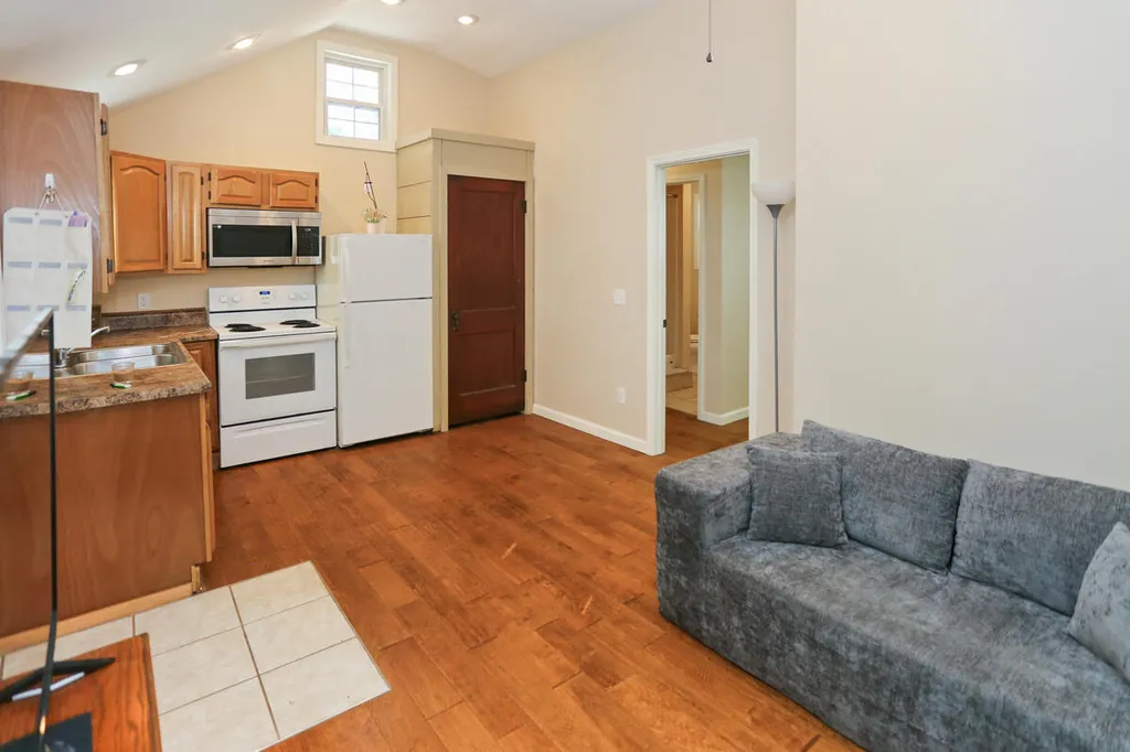332 Jones Sparkman Road Murray KY 42071