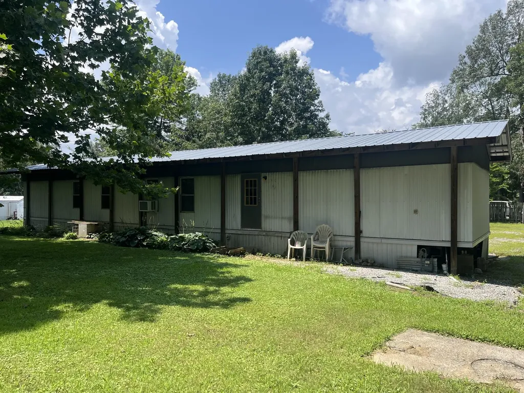 42 Sills Lane Benton KY 42025