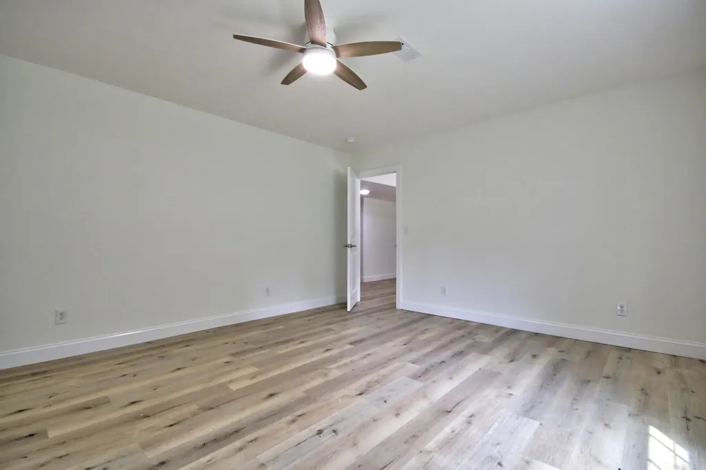 422 Scarlet Oak Drive London KY 40741