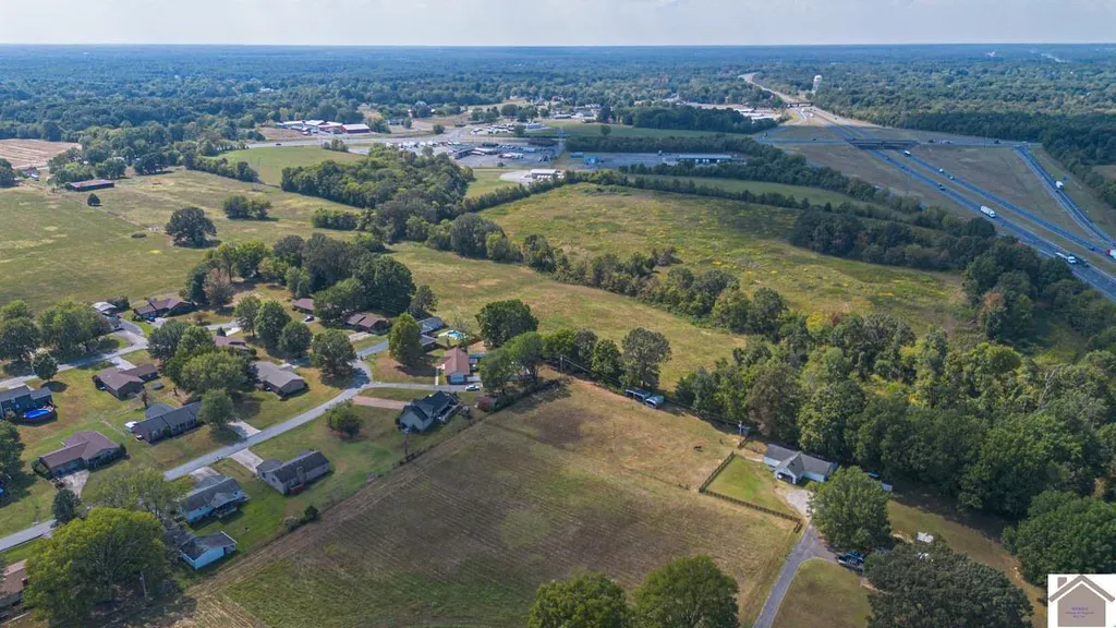 7150 Benton Road Paducah KY 42003