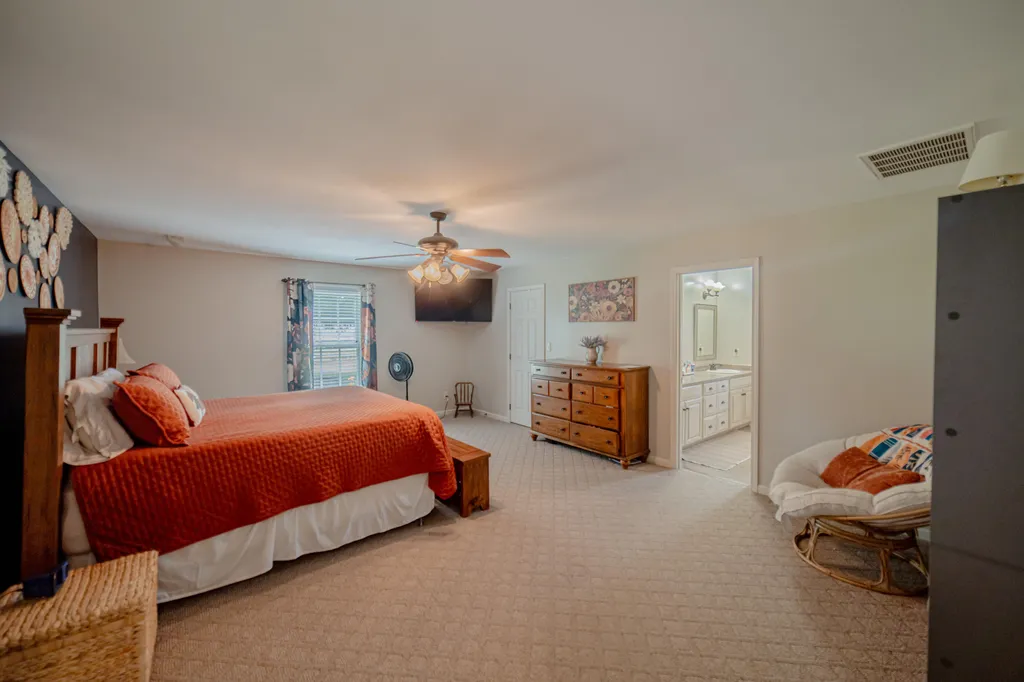 211 Larkspur Lane Paducah KY 42003
