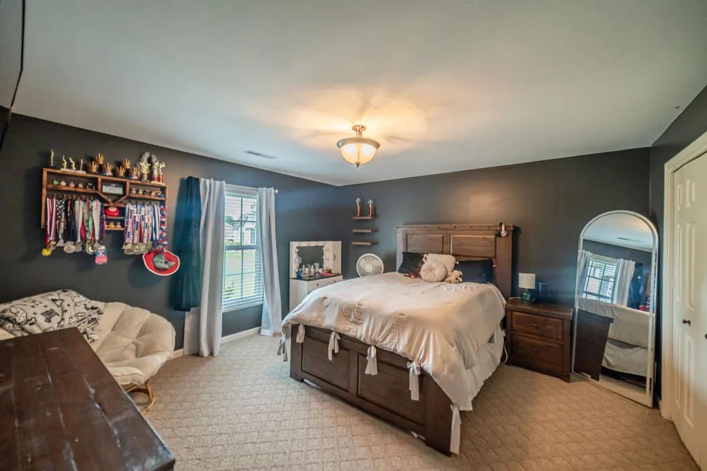 211 Larkspur Lane Paducah KY 42003