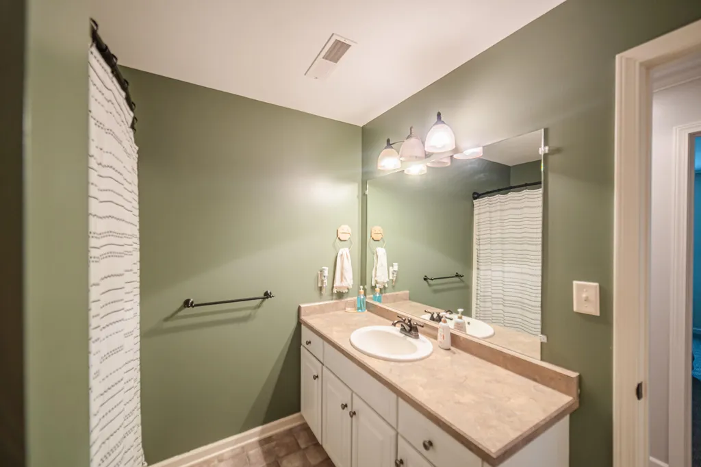 211 Larkspur Lane Paducah KY 42003
