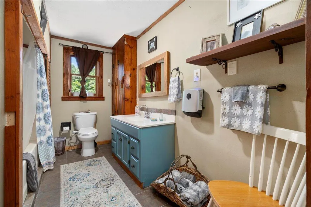 5931 Ky-15 Pine Ridge KY 41360