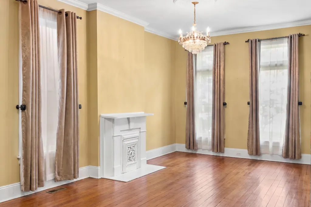 472 W 2nd Street Lexington KY 40507