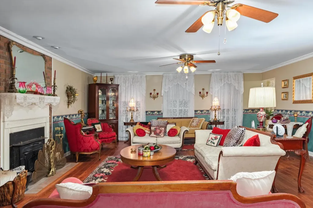 225 Blue Springs Boulevard Cadiz KY 42211
