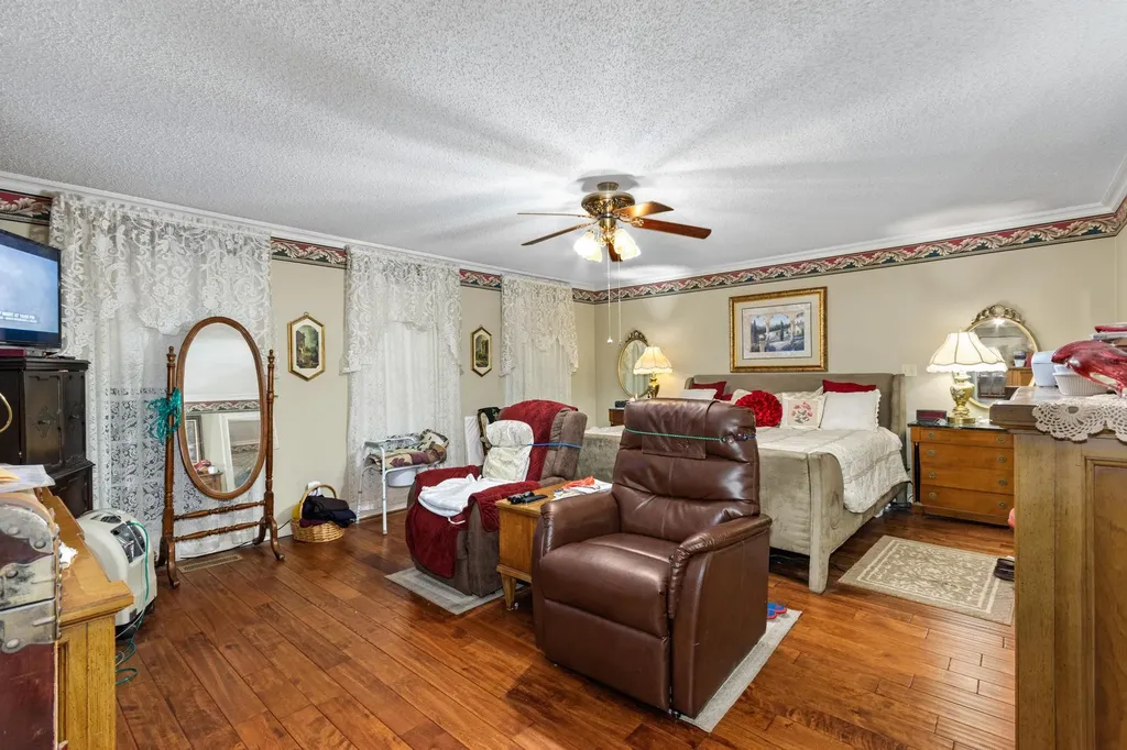 225 Blue Springs Boulevard Cadiz KY 42211