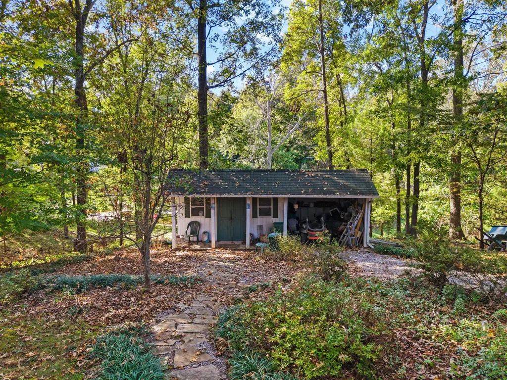 225 Blue Springs Boulevard Cadiz KY 42211