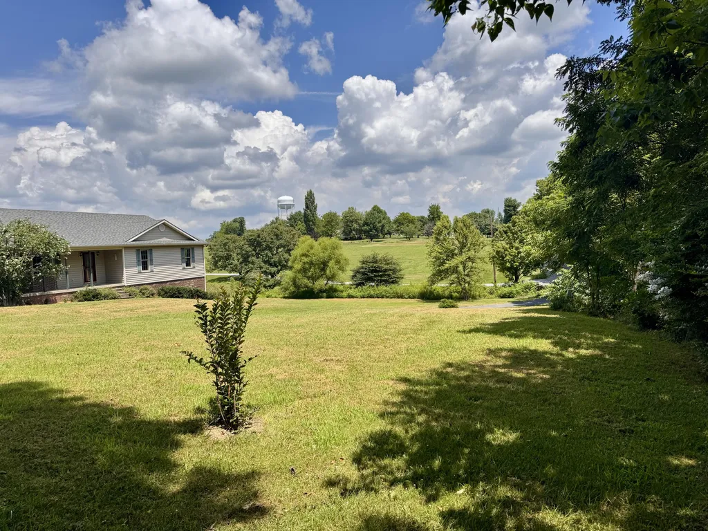321 Tuggle Road Danville KY 40422