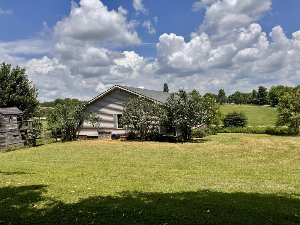 321 Tuggle Road Danville KY 40422