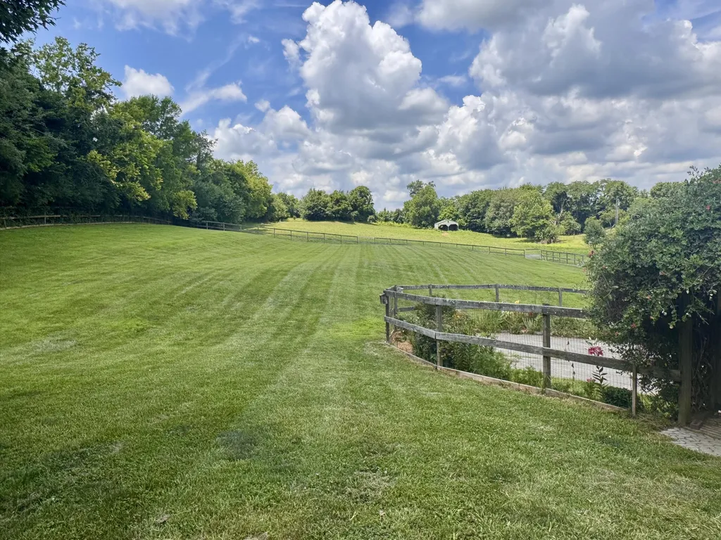 321 Tuggle Road Danville KY 40422