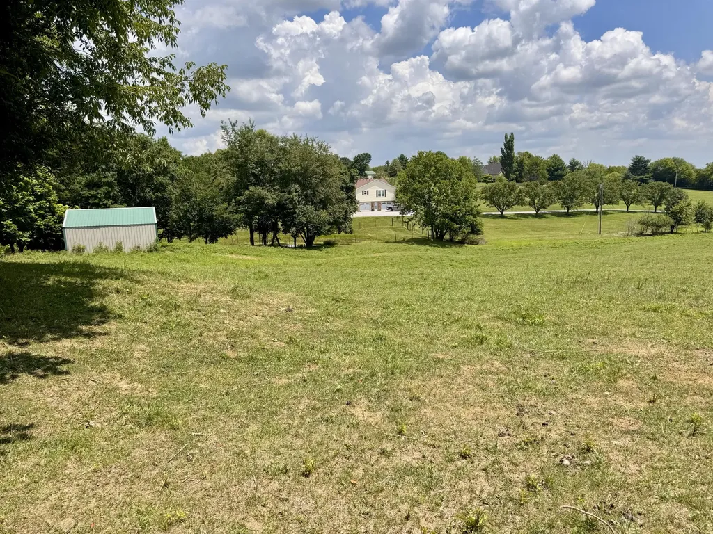 321 Tuggle Road Danville KY 40422