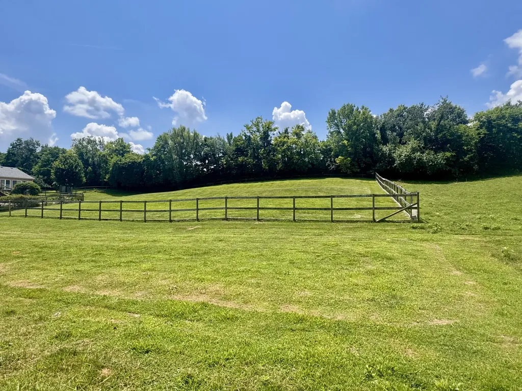 321 Tuggle Road Danville KY 40422