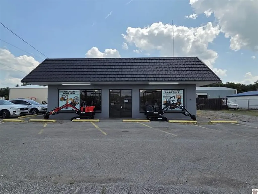 3515 Clarks River Road Paducah KY 42003