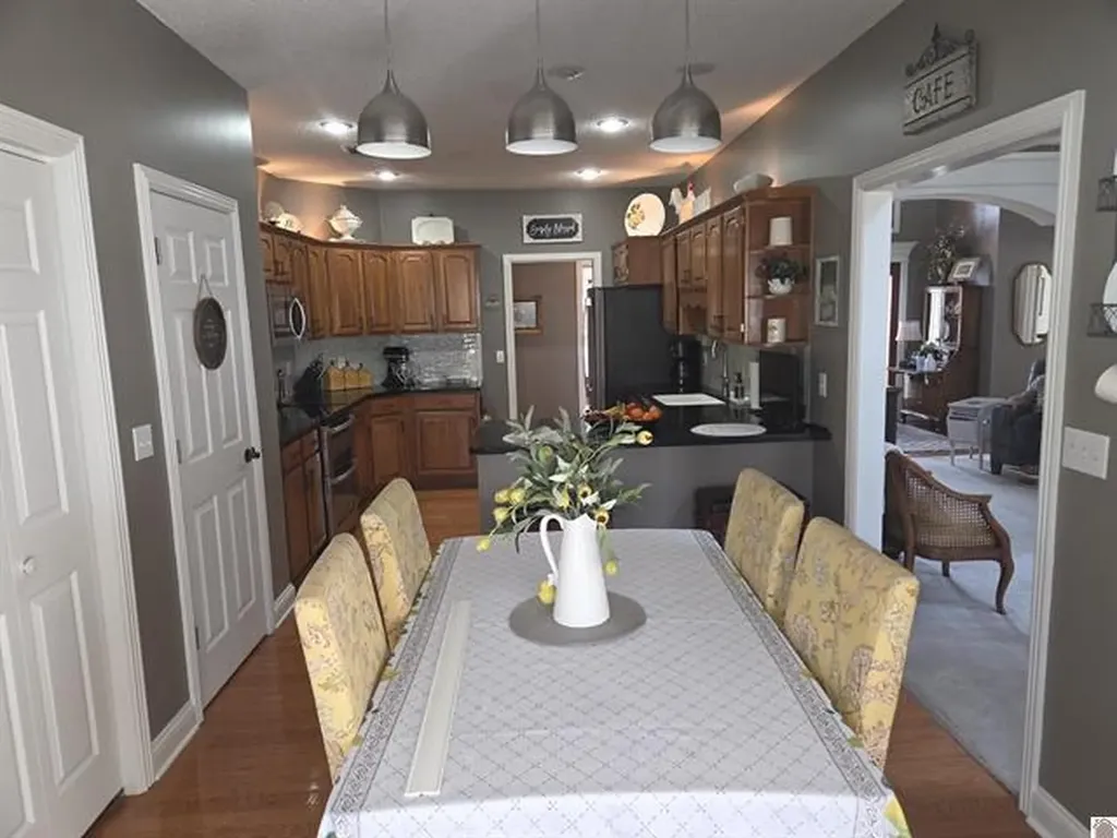 901 Aspen Way Paducah KY 42001