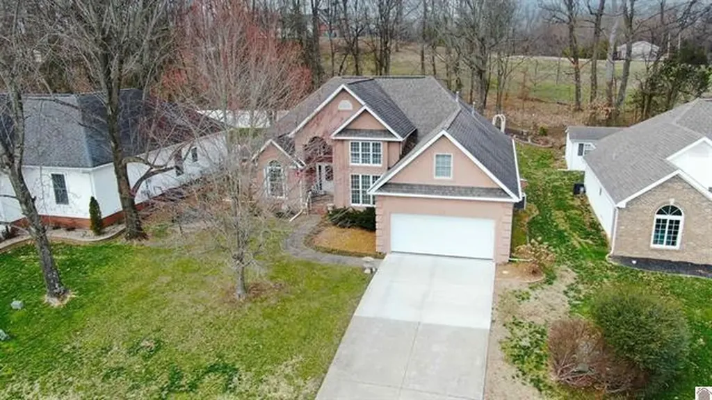 901 Aspen Way Paducah KY 42001