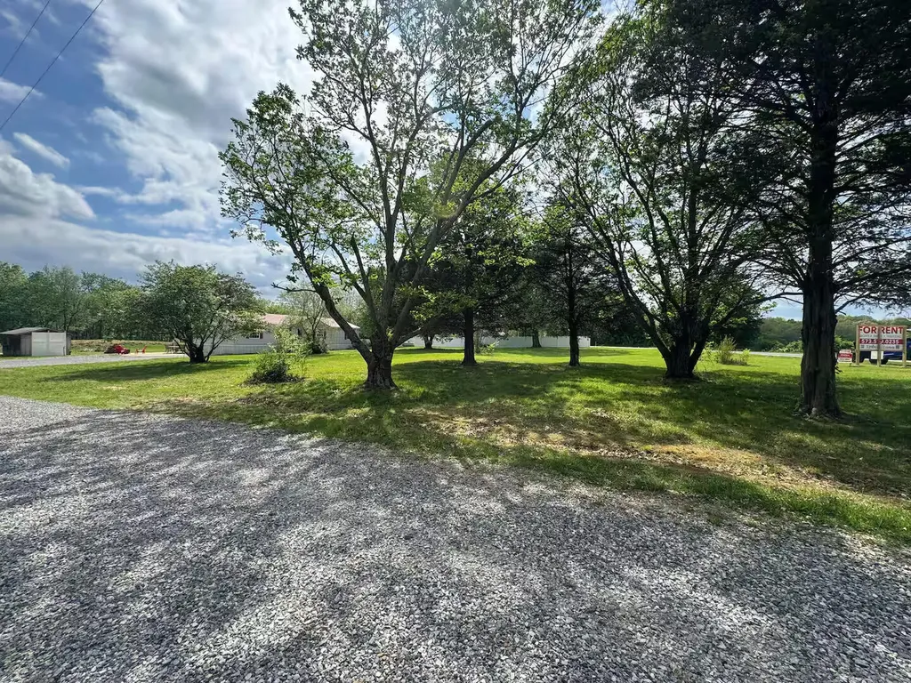 2424 Barge Island Road Benton KY 42025