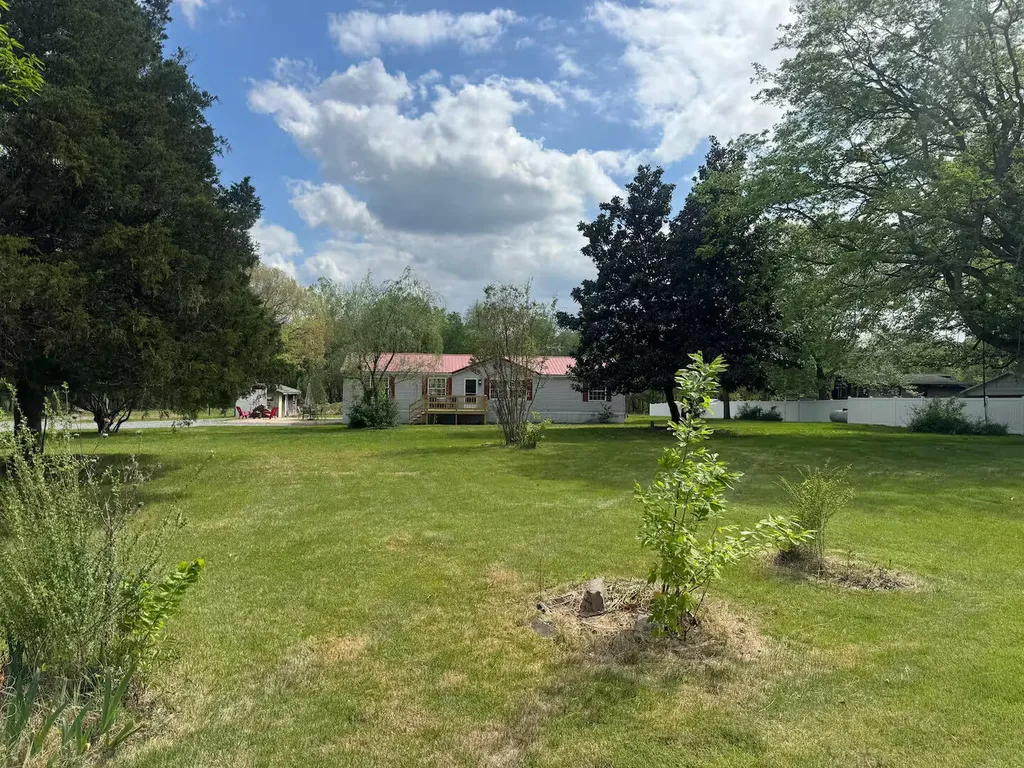 2424 Barge Island Road Benton KY 42025