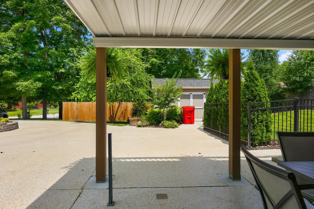 950 Stoney Creek Drive Frankfort KY 40601