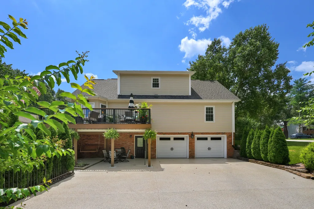 950 Stoney Creek Drive Frankfort KY 40601