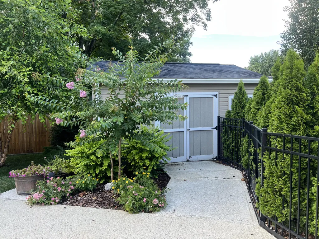 950 Stoney Creek Drive Frankfort KY 40601