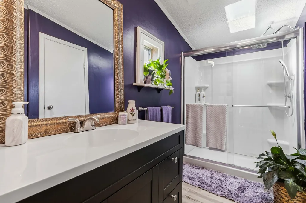 893 Herndon Lane Eminence KY 40019
