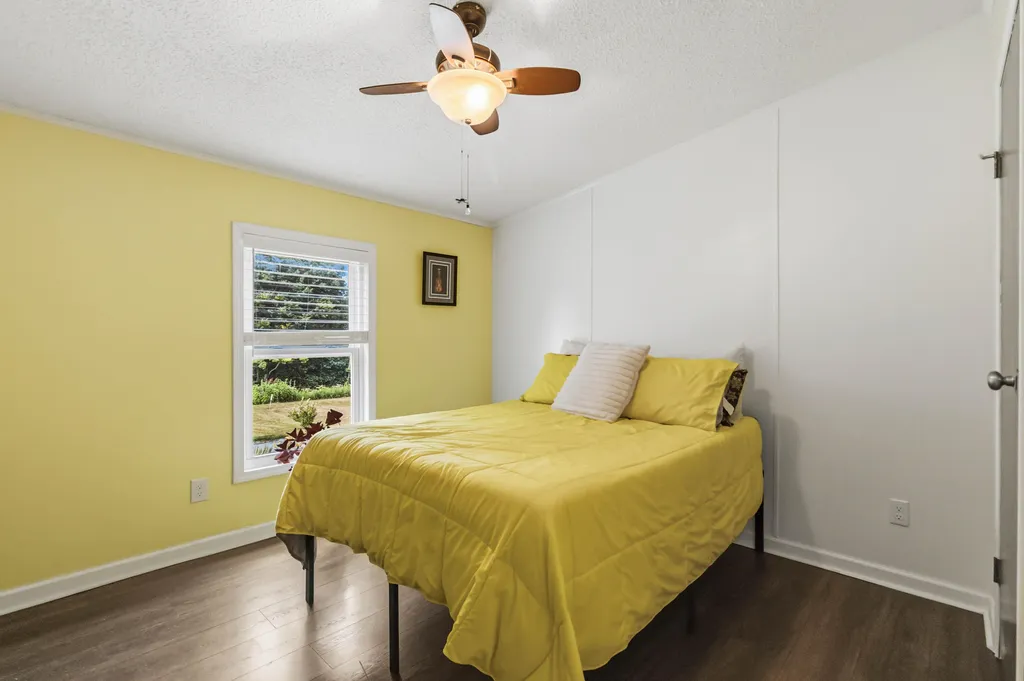 893 Herndon Lane Eminence KY 40019
