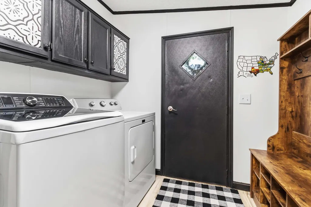 893 Herndon Lane Eminence KY 40019
