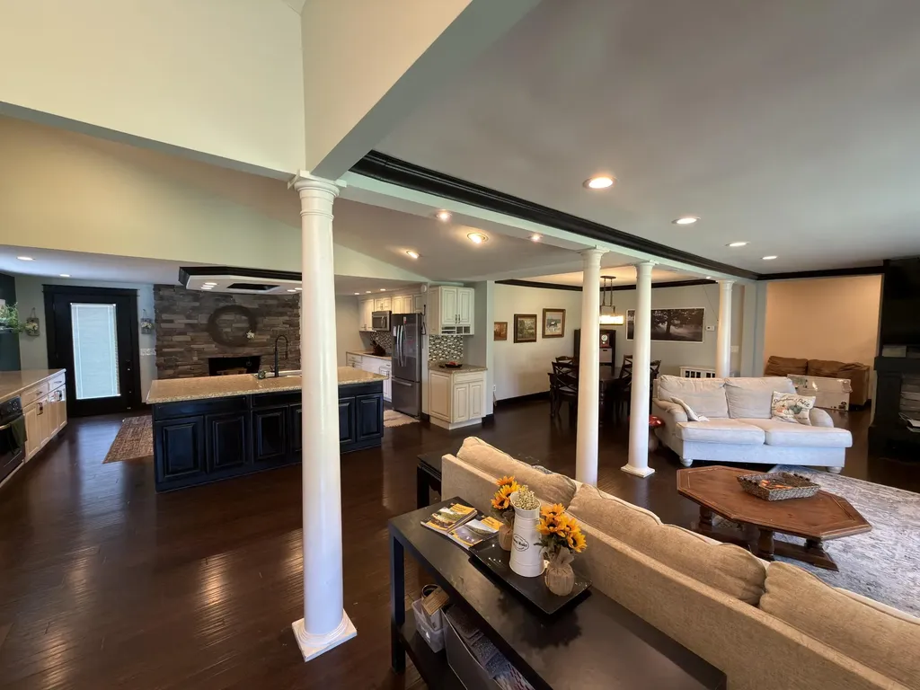 75 Hickory Hill Drive Monticello KY 42633