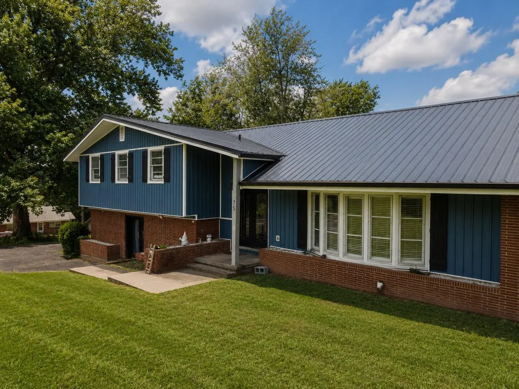 75 Hickory Hill Drive Monticello KY 42633