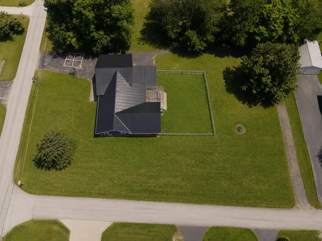 75 Hickory Hill Drive Monticello KY 42633